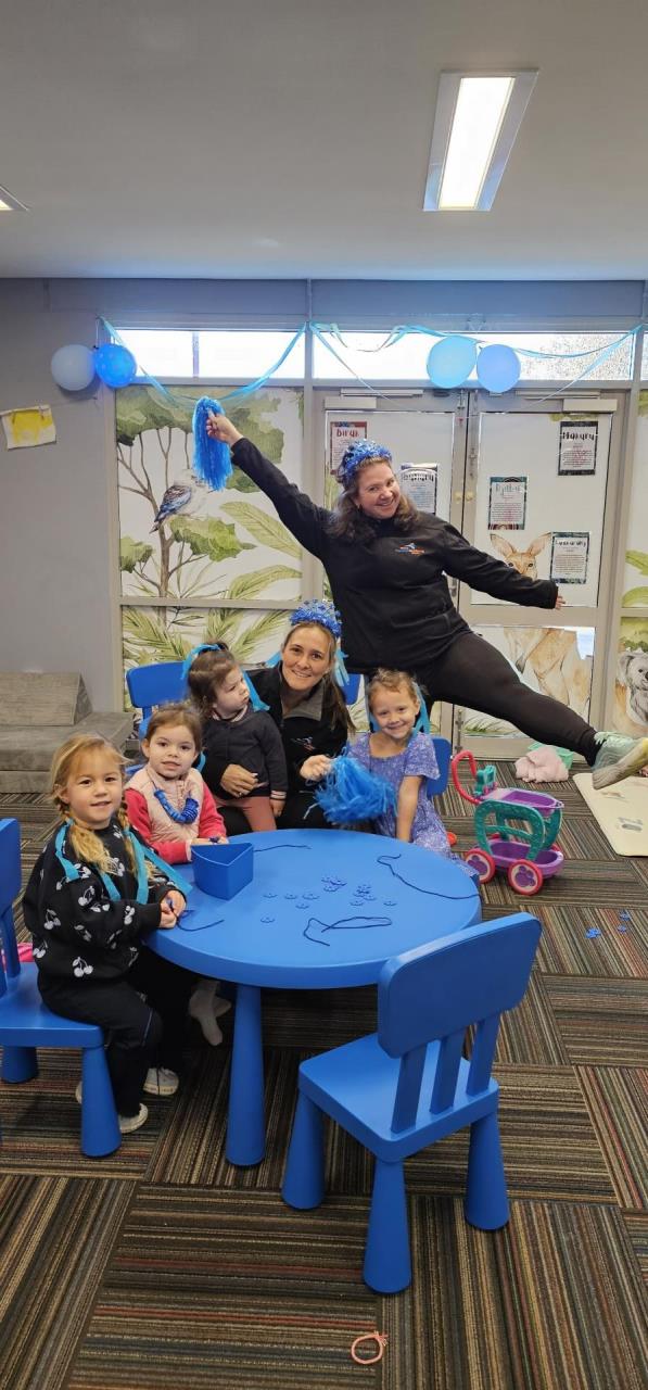 Creche Blue Activity